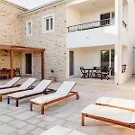 Olive Tree Apartments Vodice