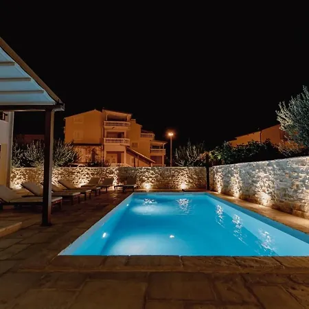 Olive Tree Apartments *