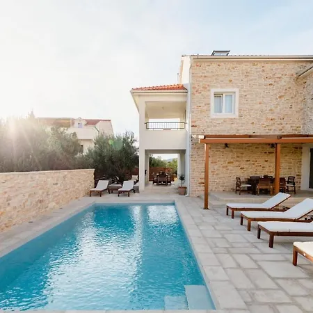 Olive Tree Apartments Apartment