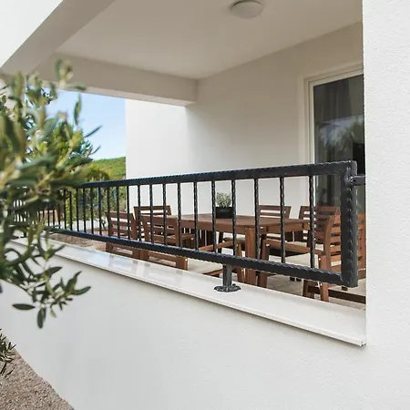 Olive Tree Apartments Vodice