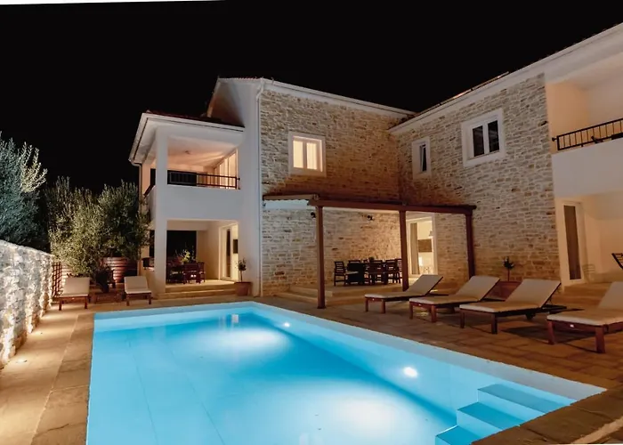 Olive Tree Apartments *